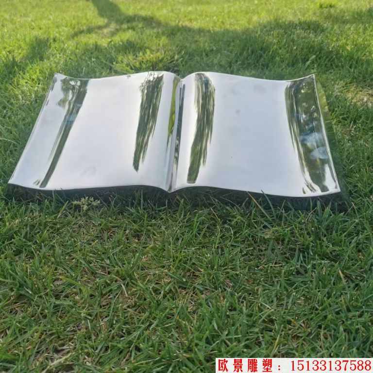 草坪不銹鋼鏡面書本雕塑，白鋼書籍雕塑7